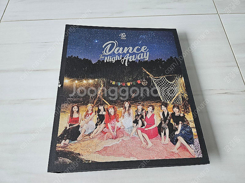 트와이스 앨범 판매합니다. (포토카드,응원봉,화보 증정...--5