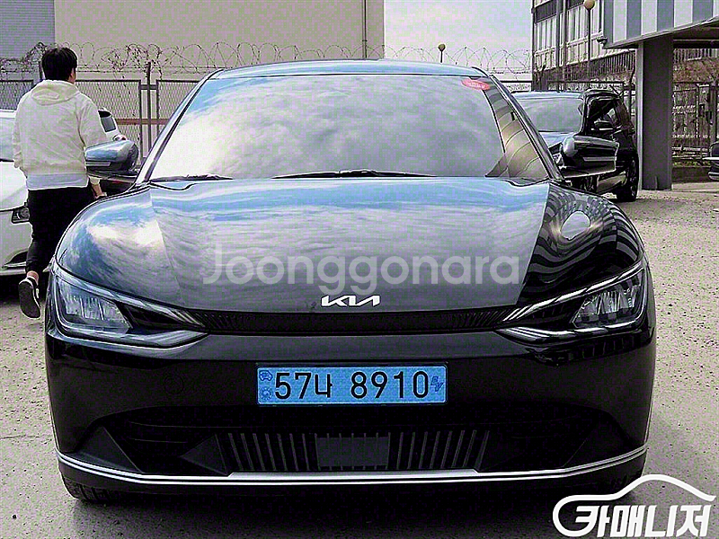 [기아]EV6 롱레인지 에어 (5인승 /0톤) 2022...--0