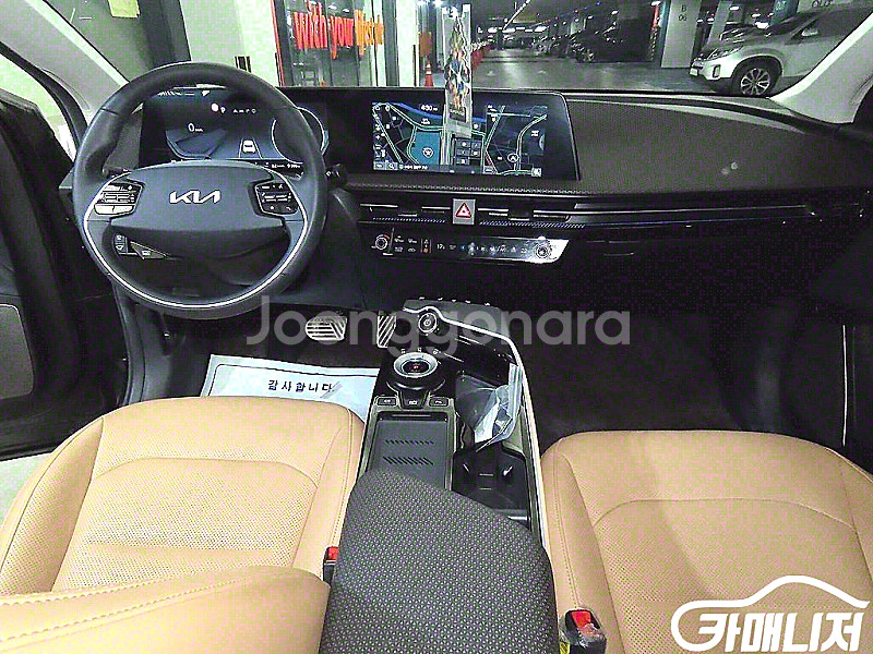 [기아]EV6 롱레인지 AWD 어스 2022 년 전기 중고차 전액할부 중고차리스 중고차수출--1