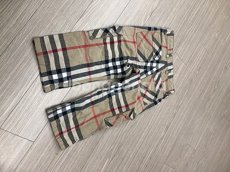2y사이즈 버버리키즈칠드런 체크카고팬츠 정품--1