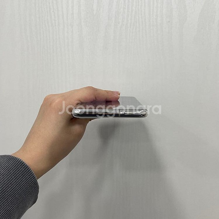 82379 갤럭시퀀텀2 화이트 128GBB 부산 중고폰...--4
