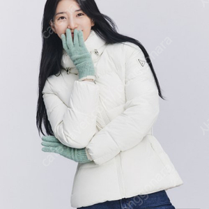 게스 수지 숏패딩 화이트S