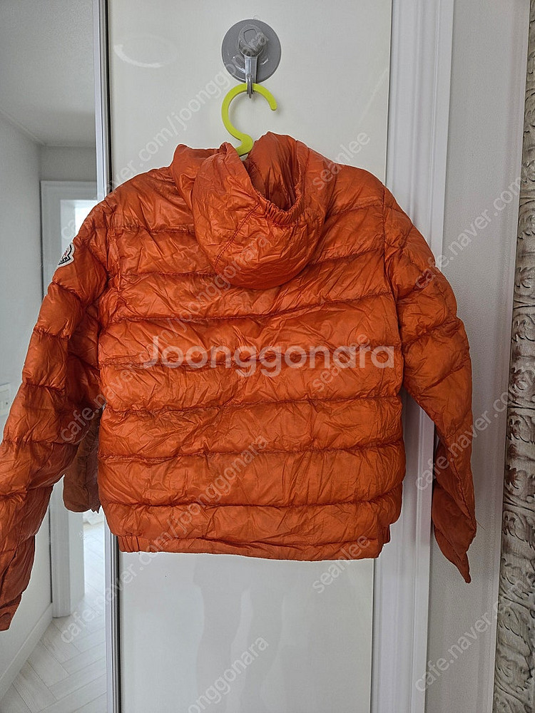 몽클레어 키즈 자켓 바람막이 경량다운 8세--1