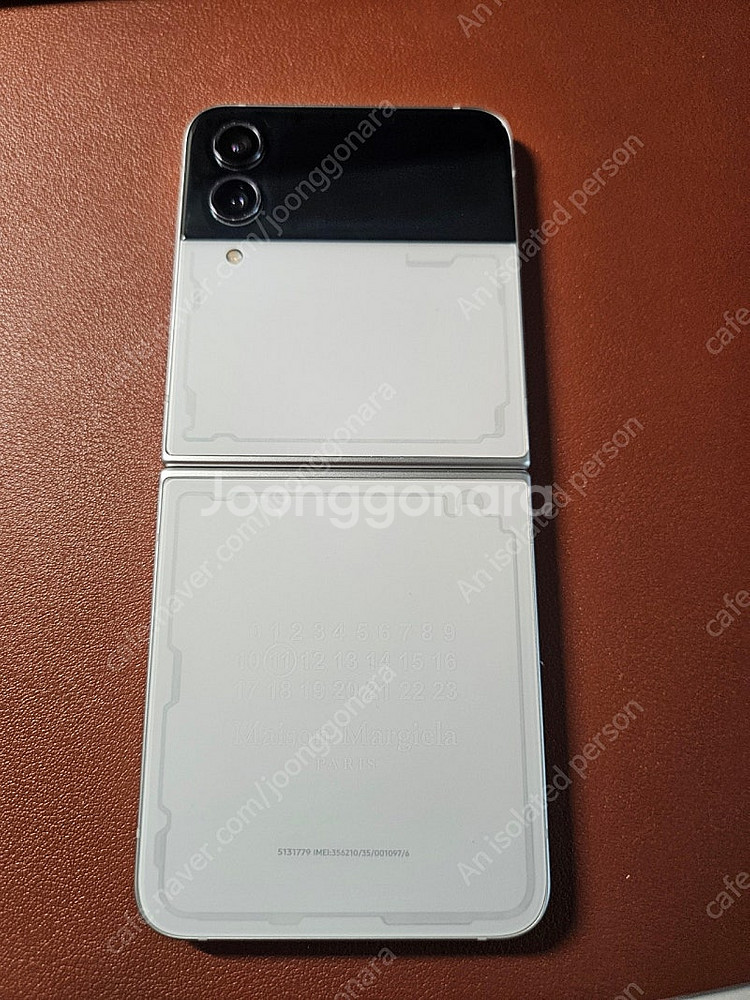플립4 마르지엘라 512GB--1