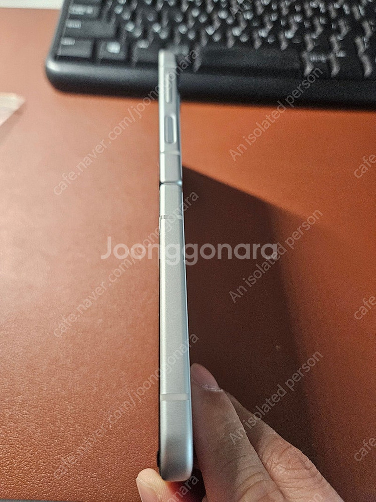 플립4 마르지엘라 512GB--2