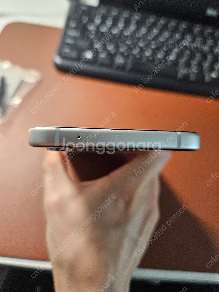 플립4 마르지엘라 512GB--5