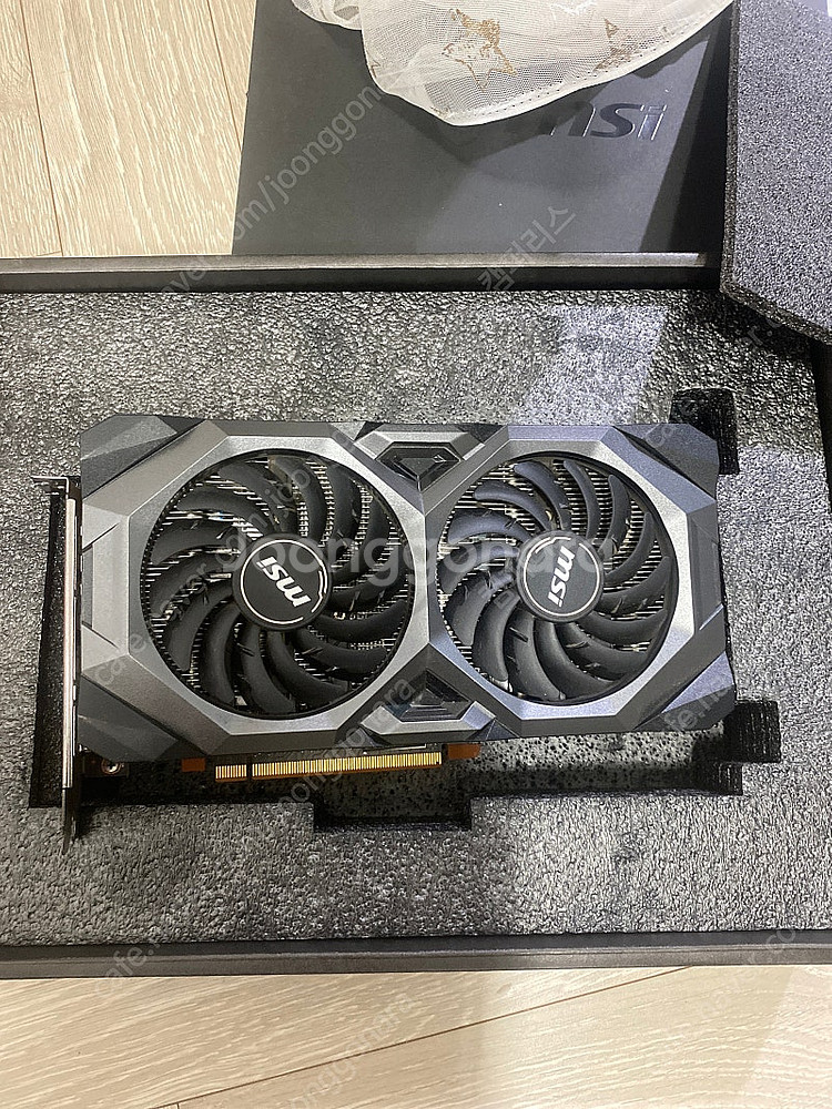 라데온 msi 5700 8g 그래픽카드--1
