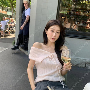 릴리코츠 오프숄더 니트 핑크 바로배송