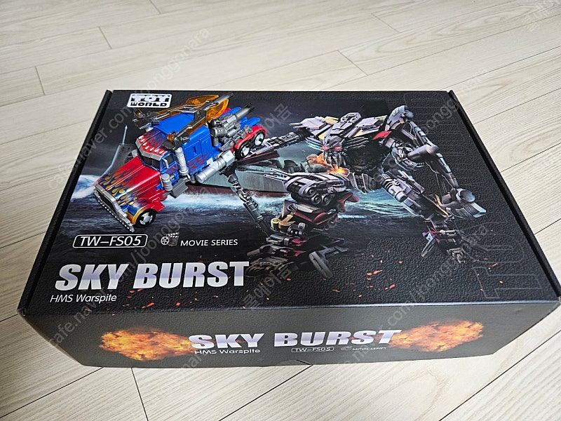 트랜스포머 토이월드 toyworld tw-fs05 판매합니다. 타카라 옵티 서비스