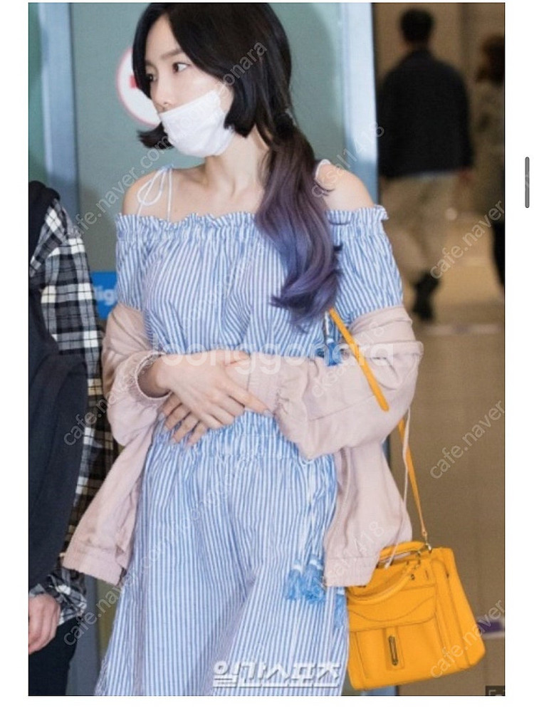 클럽모나코 오프숄더 태연 오프숄더--3