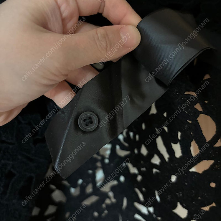 코스 쇼트 슬리브 브로드리 앙글레즈 펀칭 셔츠 COS 시스루 레이스 아일렛 명품스타일 블라우스 109000원 이미지