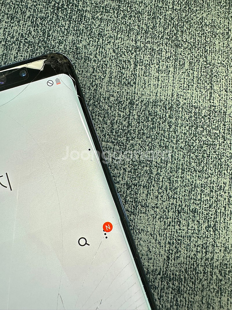 갤럭시노트8 64G 블루 액정파손 기능정상 4만원 판매...--5