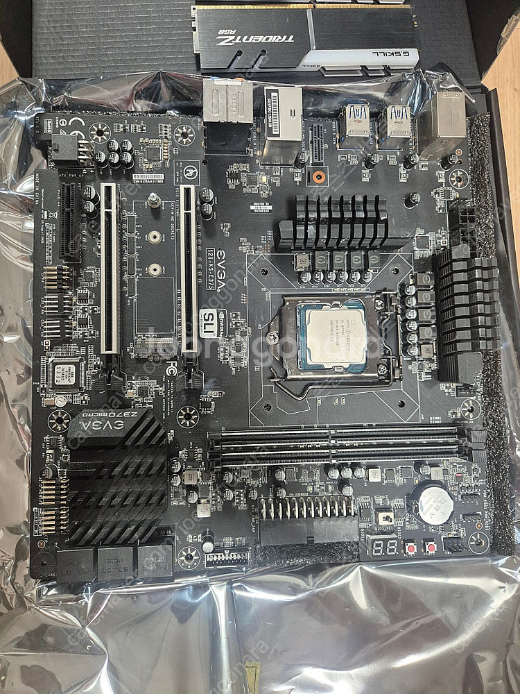 8700k evga z370m gskill 16gb트라...--0