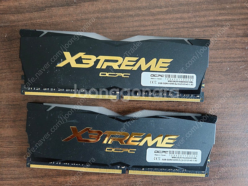 3REME ocpc DDR4 16G(8Gx2)램 팝니다...--0