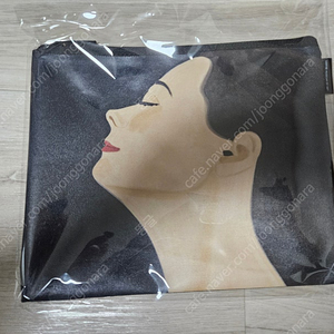 롯데뮤지엄 파우치