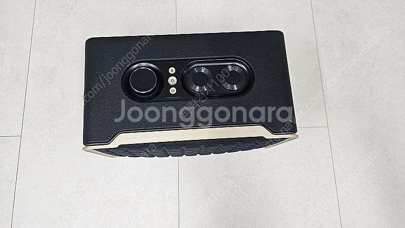 JBL 어센틱 300 판매합니다.--0