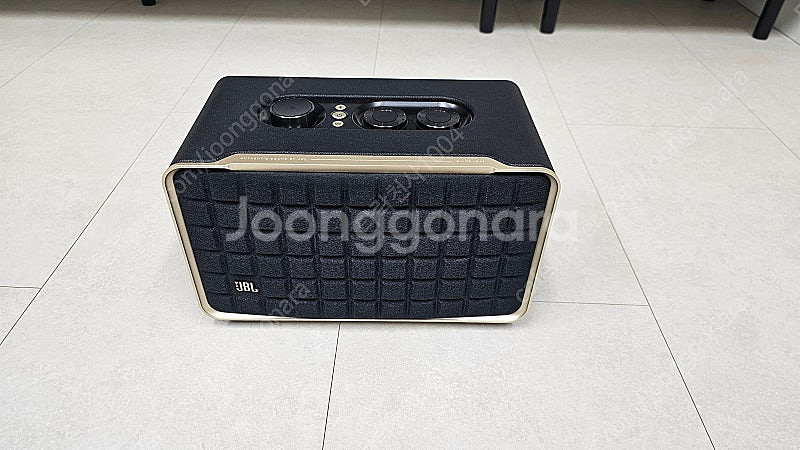 JBL 어센틱 300 판매합니다.--1