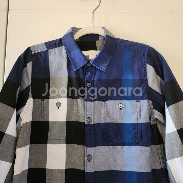 120호 (6y) 버버리칠드런 롤업소매 셔츠 남방 / 키즈 남아 몽클레어 스톤아일랜드 구찌 펜디 디올--2