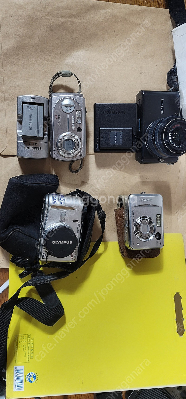 삼성 알파5. NX100. 올림푸스C740. 후지 A3...--0