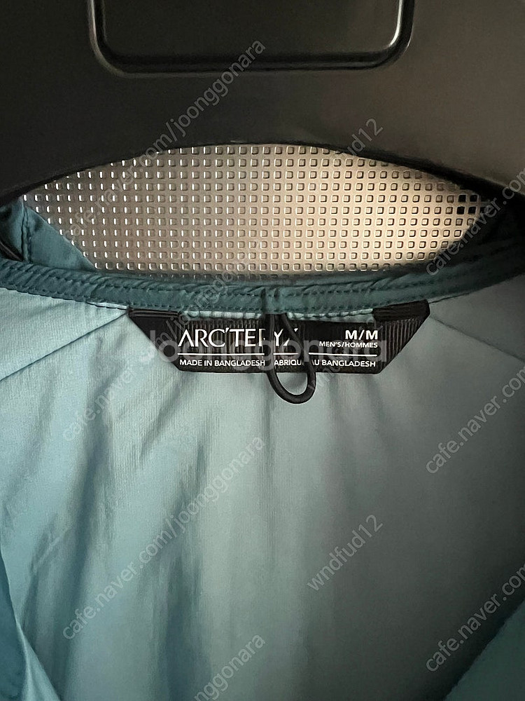 아크테릭스 아톰 sl 후디 팝니다. 색상 서린, 사이즈 M--1