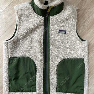 파타고니아 키즈 베스트 2개 리버시블점퍼 일반점퍼 총 4개 팝니다