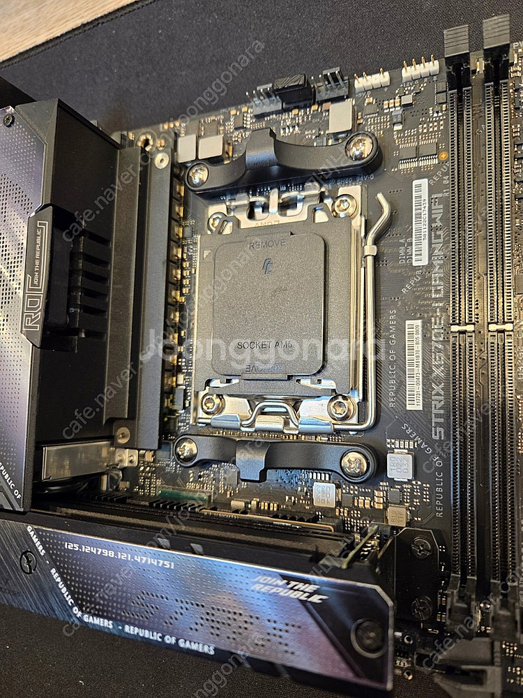 Asus x670e-i itx 최상급보드 판매합니다--3