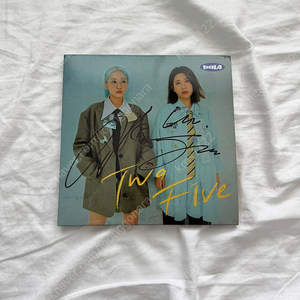 볼빨간사춘기 Two Five 싸인 앨범
