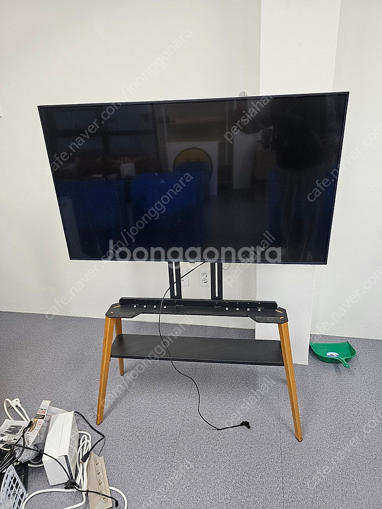 LG 50UQ8300ENF 50인치 TV + 거치대 팝...--0