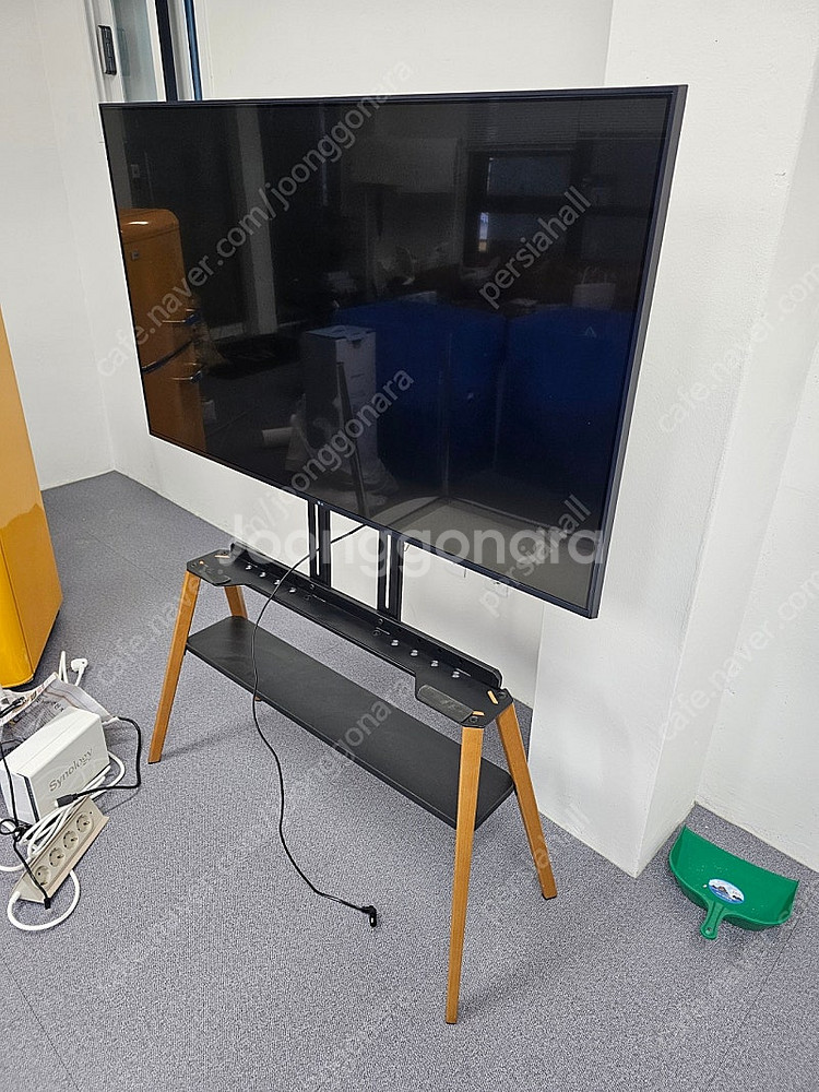 LG 50UQ8300ENF 50인치 TV + 거치대 팝...--1