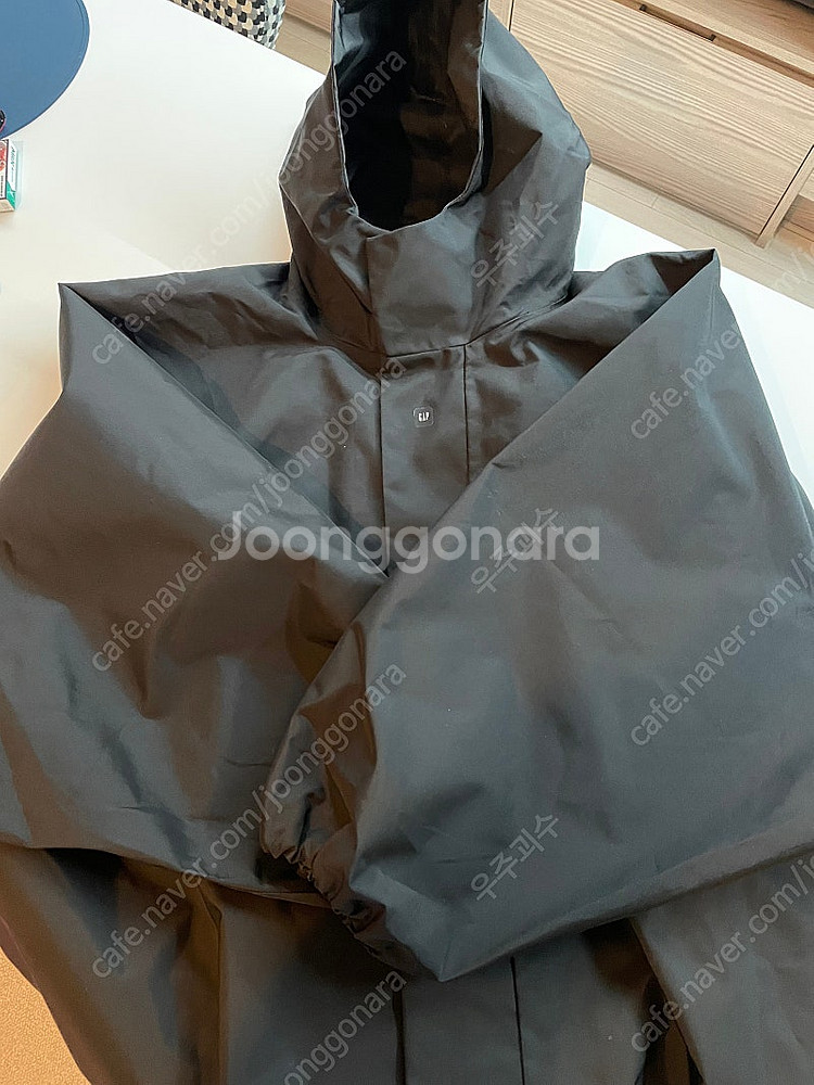 이지갭 엔지니어드 발렌시아가 티컷 파카 s--0