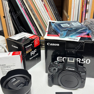 브이로그 최강 조합! 캐논 EOS R50+RF 16mm F2.8 STM 렌즈 팝니다