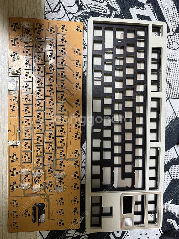 qk80mk2 레트로화이트--0