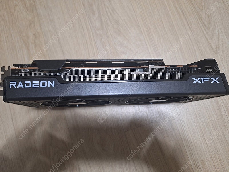 라데온 그래픽카드 7700xt 12G xfx--0