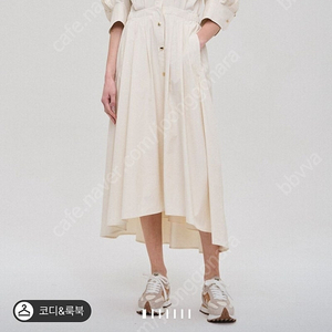시스템 와이드 칼라 핀턱 드레스