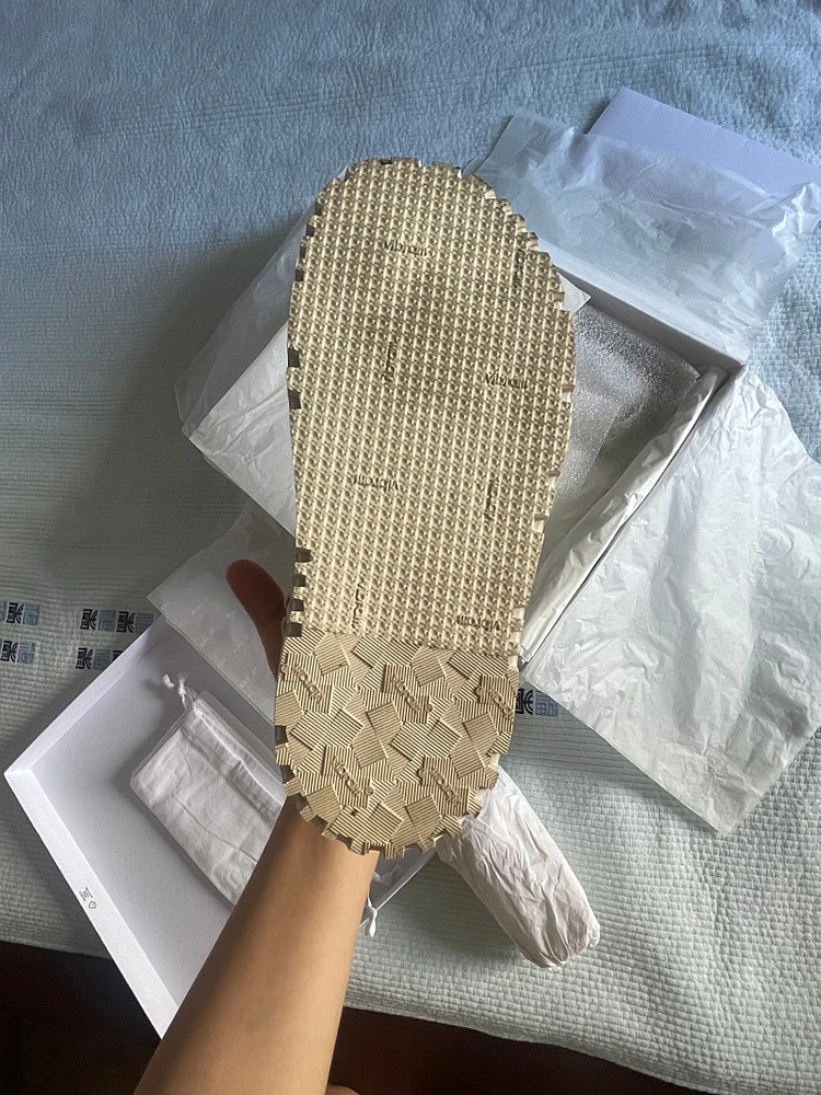 디올 액트샌들 화이트 정품 풀구성 이미지