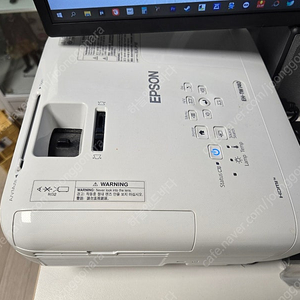 엡손 빔프로젝터 EH-TW740 판매합니다.
