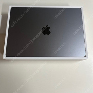 맥북에어 13 M2 판매합니다.