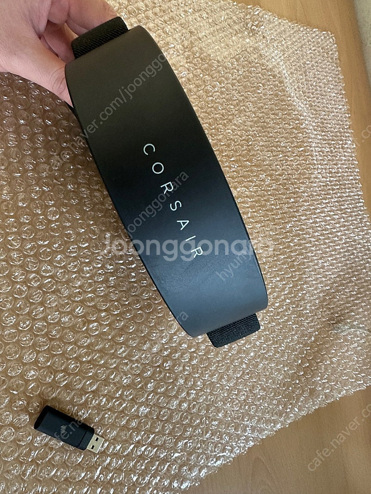 커세어 HS80 게이밍 무선 헤드셋 블랙 판매 합니다....--2