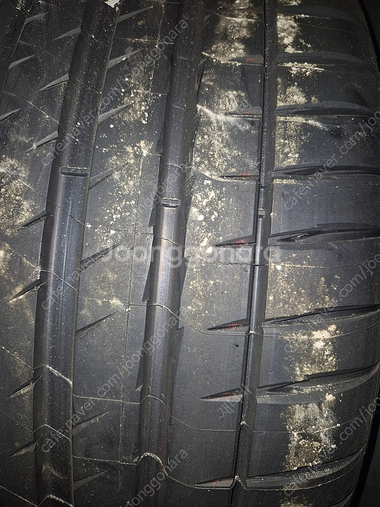 PS4S 245 35 19 2개--3