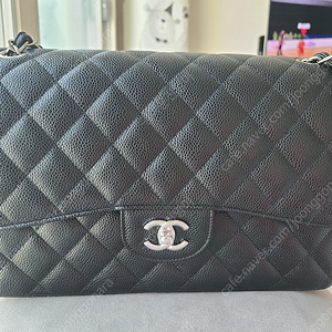 샤넬 클래식 라지 캐비어
