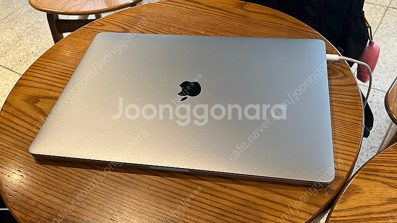 맥북 프로 16인치 16gb/512gb 풀박 (2019...--1