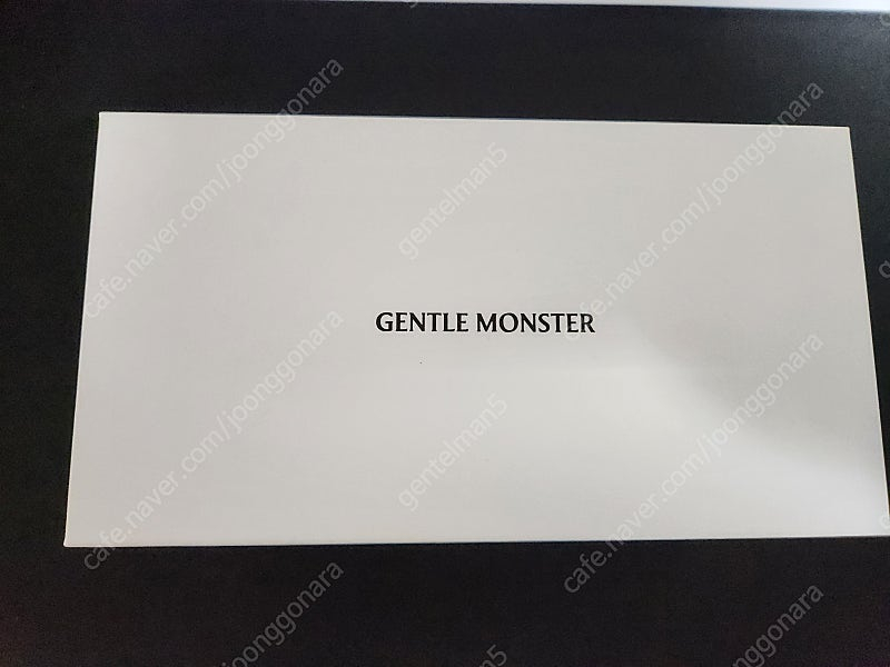 젠틀몬스터 제이드 블랙 팝니다.--6
