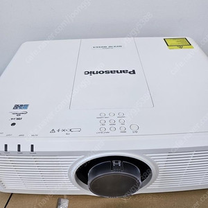 엡손EB-L1405U/파나소닉PT-MZ770/WUXGA/8천안시 레이저 신동품