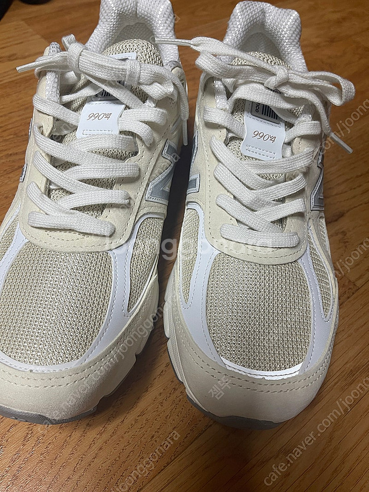 뉴발란스 990v4 크림화이트 285 새거--4