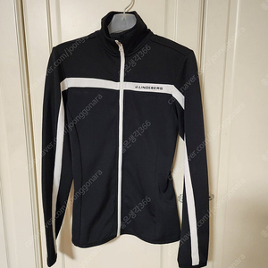 제이린드버그 집업 미드레이어xs