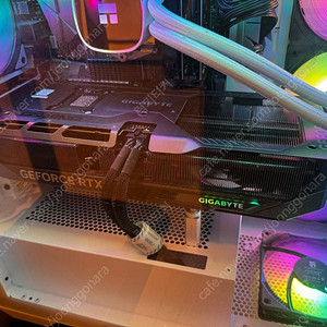 기가바이트 RTX5080 겜오씨 game o c