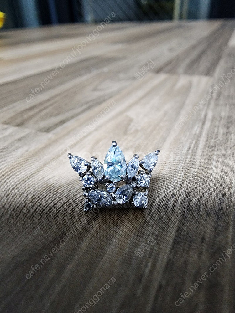 제이에스티나 귀걸이--0