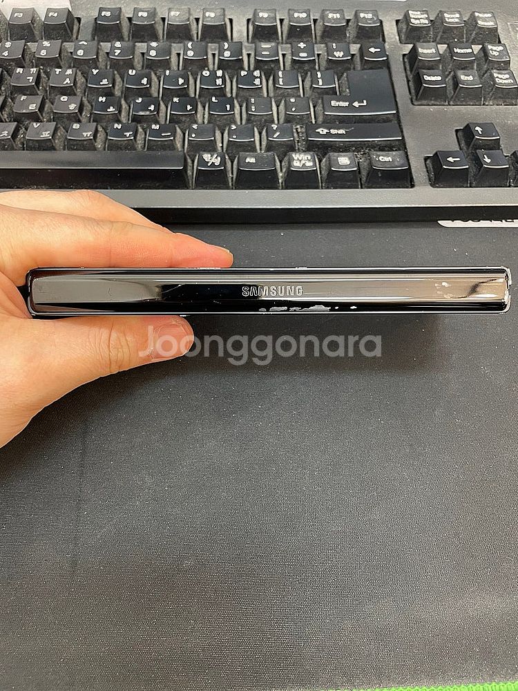 갤럭시Z폴드3 블랙 256GB 무잔상 상태좋은 중고32...--7