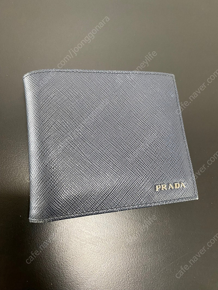 프라다 사피아노 남성 반지갑 저렴하게 판매합니다. 이미지