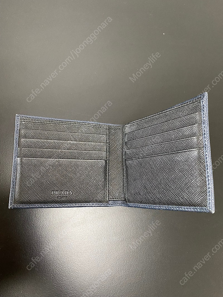 프라다 사피아노 남성 반지갑 저렴하게 판매합니다. 이미지